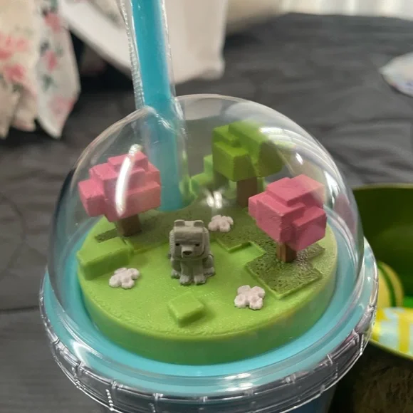 Minecraft Movie Pink Sheep Popcorn Bucket with Cup and Bucket - Picture 6 of 7